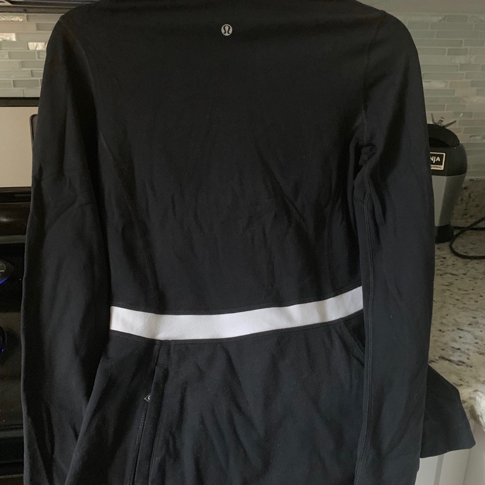 Lululemon Jacket - Picture 2 of 2